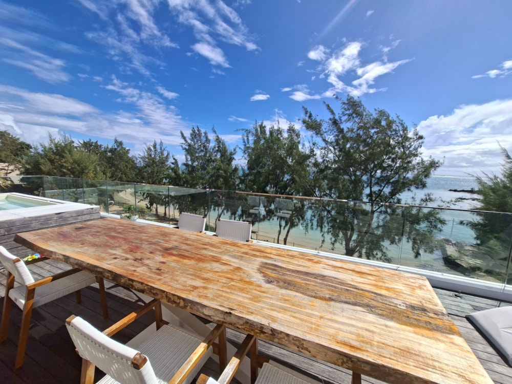 Penthouse apartment to rent in Grand Gaube, Mauritius - MPR1741013 Penthouse apartment to rent in Grand Gaube, Mauritius - MPR1741013
