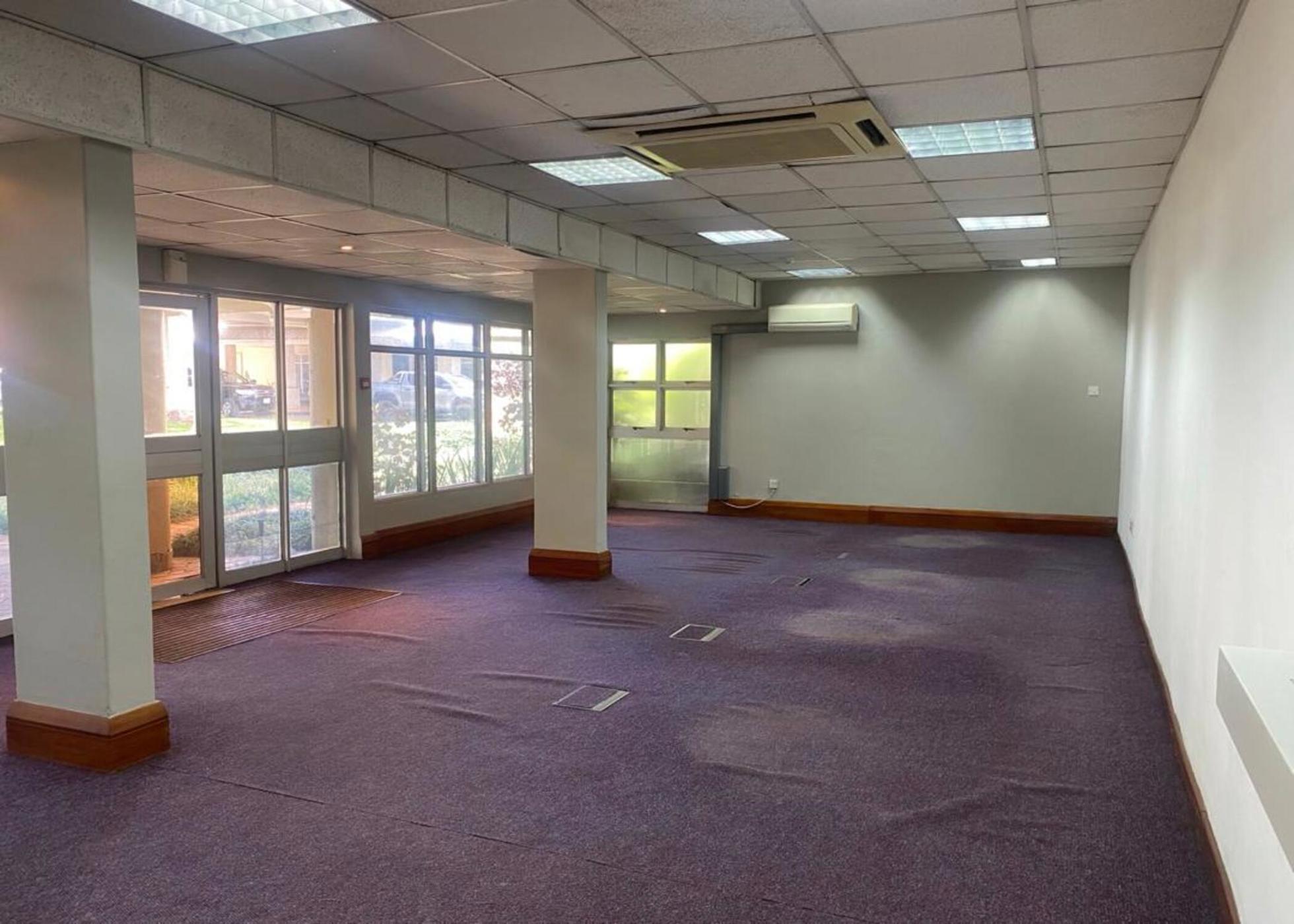 Commercial office to rent in Rhodespark, Zambia - 3ZA1748734