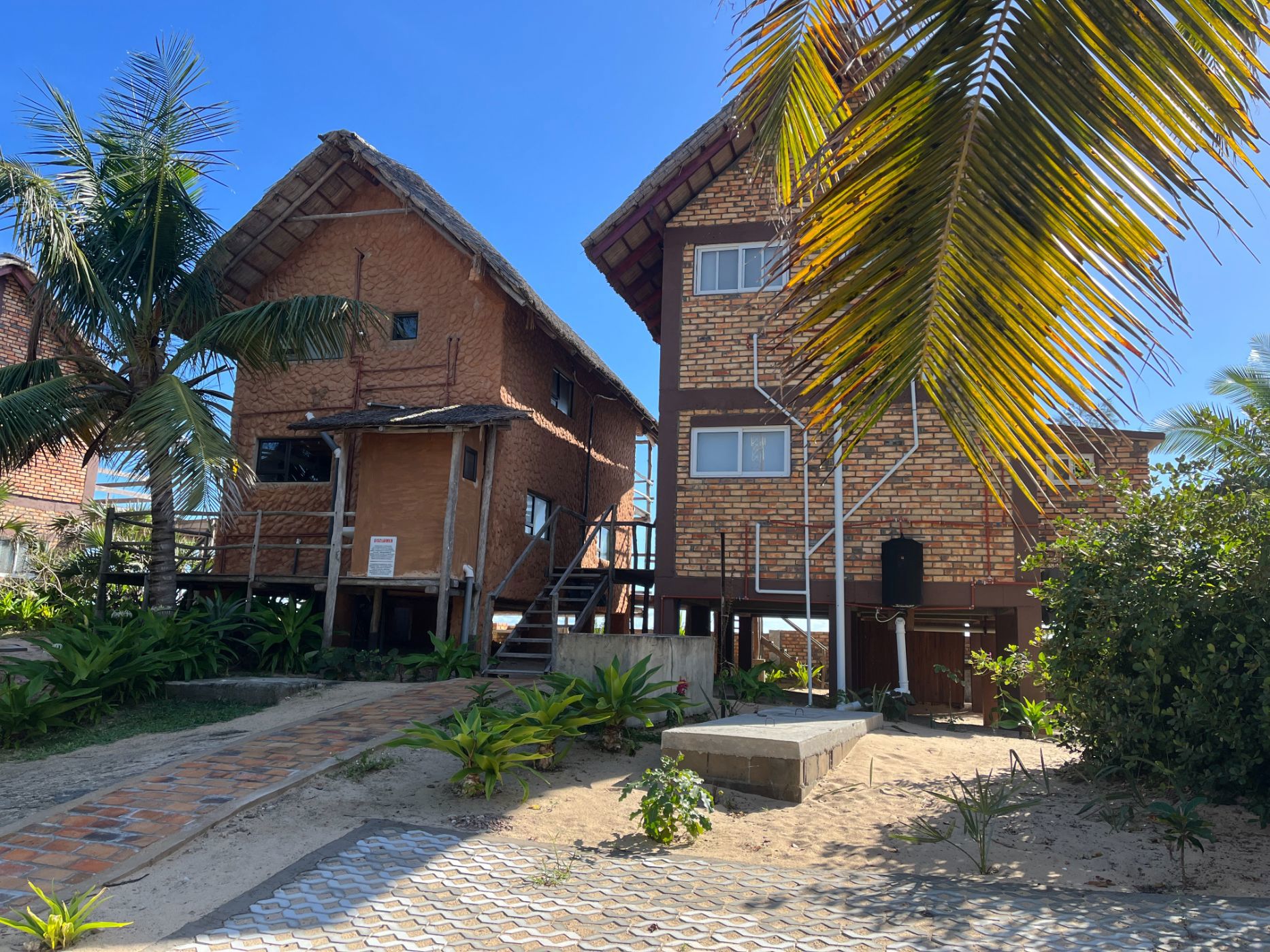 House for sale in Praia da Barra, Mozambique - 3MQ1741008