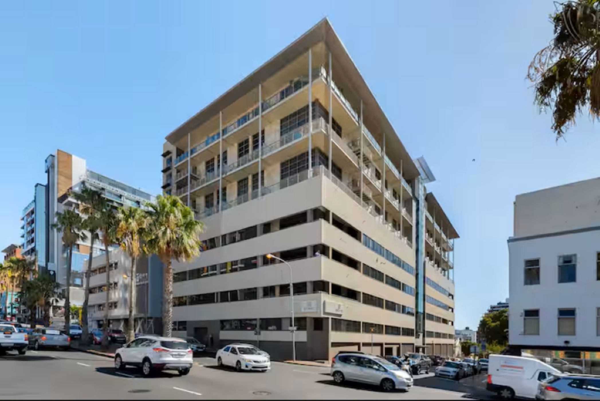 Commercial office for sale in De Waterkant - AS1741442