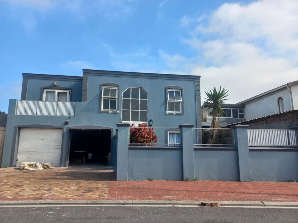 House for sale in Westgate, Mitchells Plain - 1MN1748259 House for sale in Westgate, Mitchells Plain - 1MN1748259