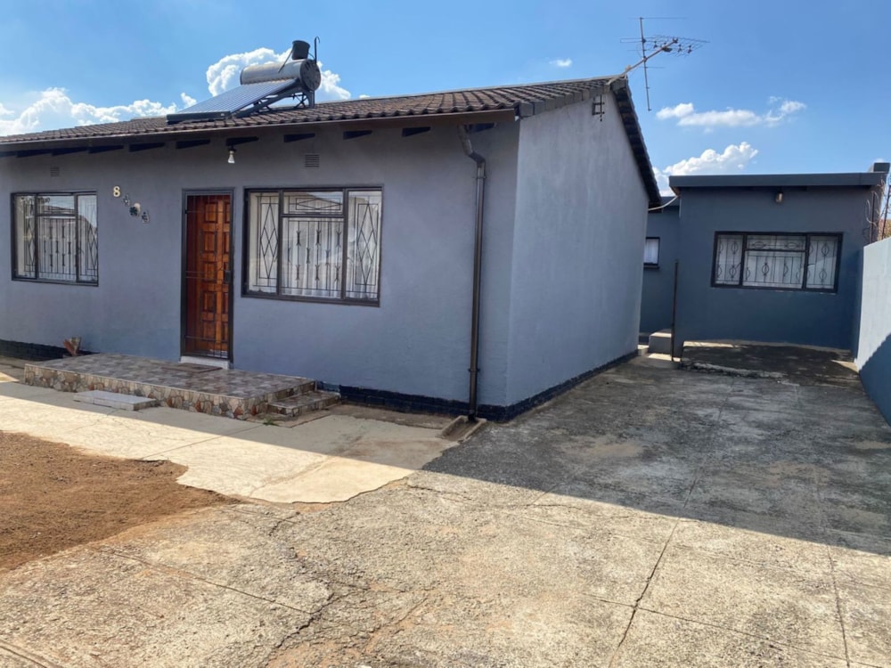 House to rent in Soweto - RAL1741146