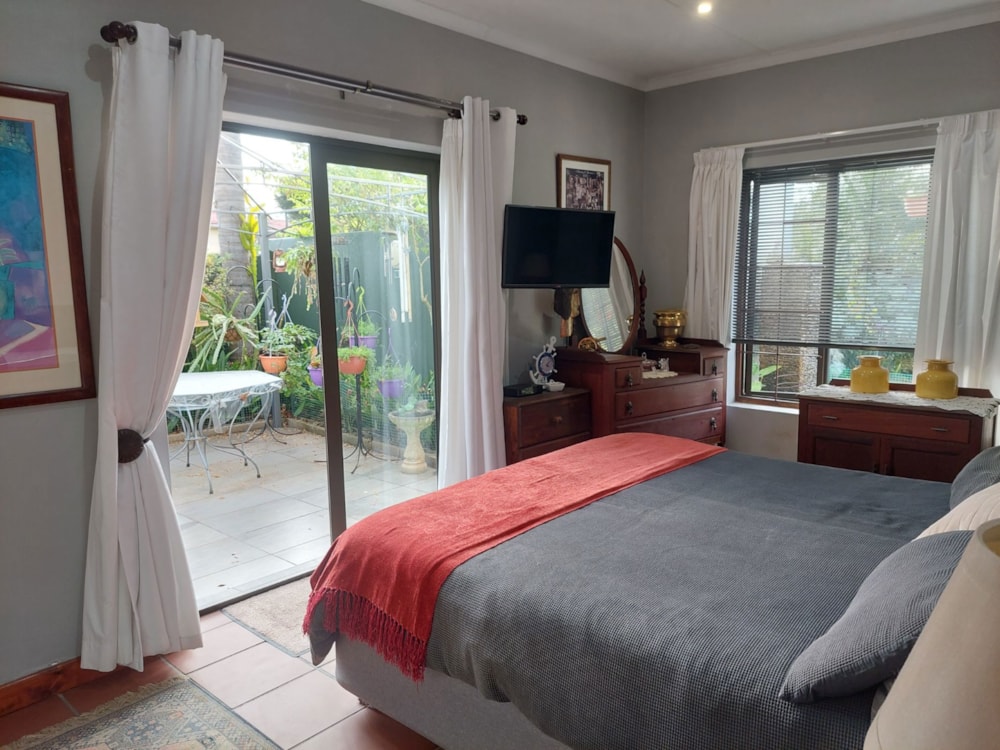 Multi-storey house for sale in Riversdale, Garden Route - 1SR1741200 Multi-storey house for sale in Riversdale, Garden Route - 1SR1741200