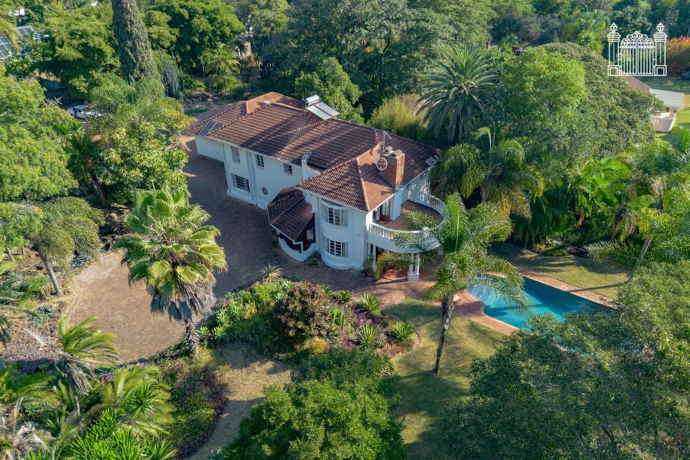 Double-storey house for sale in Highlands, Zimbabwe - 3ZB1741240 Double-storey house for sale in Highlands, Zimbabwe - 3ZB1741240