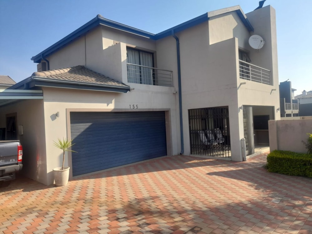 House for sale in Derdepoort - PTM1741317 House for sale in Derdepoort - PTM1741317