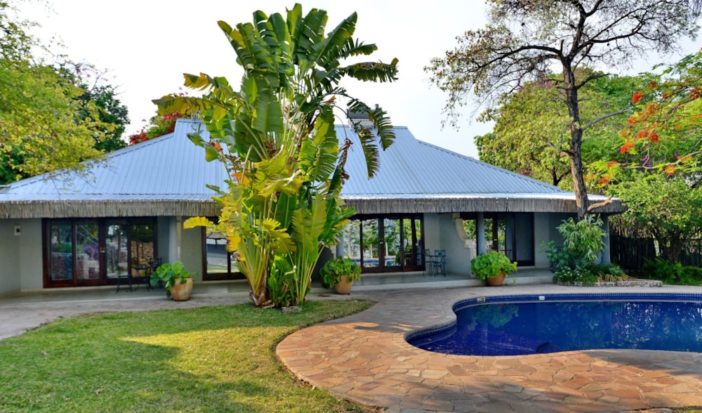 Hotel for sale in Kariba, Zimbabwe - 3ZB1741249 Hotel for sale in Kariba, Zimbabwe - 3ZB1741249