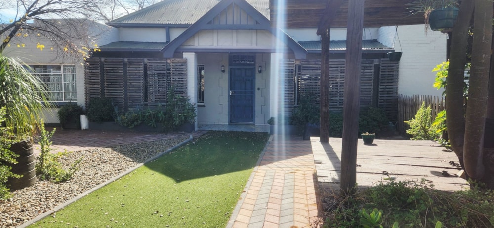 Commercial office to rent in Belgravia, Kimberley - 1KJ1741268 Commercial office to rent in Belgravia, Kimberley - 1KJ1741268
