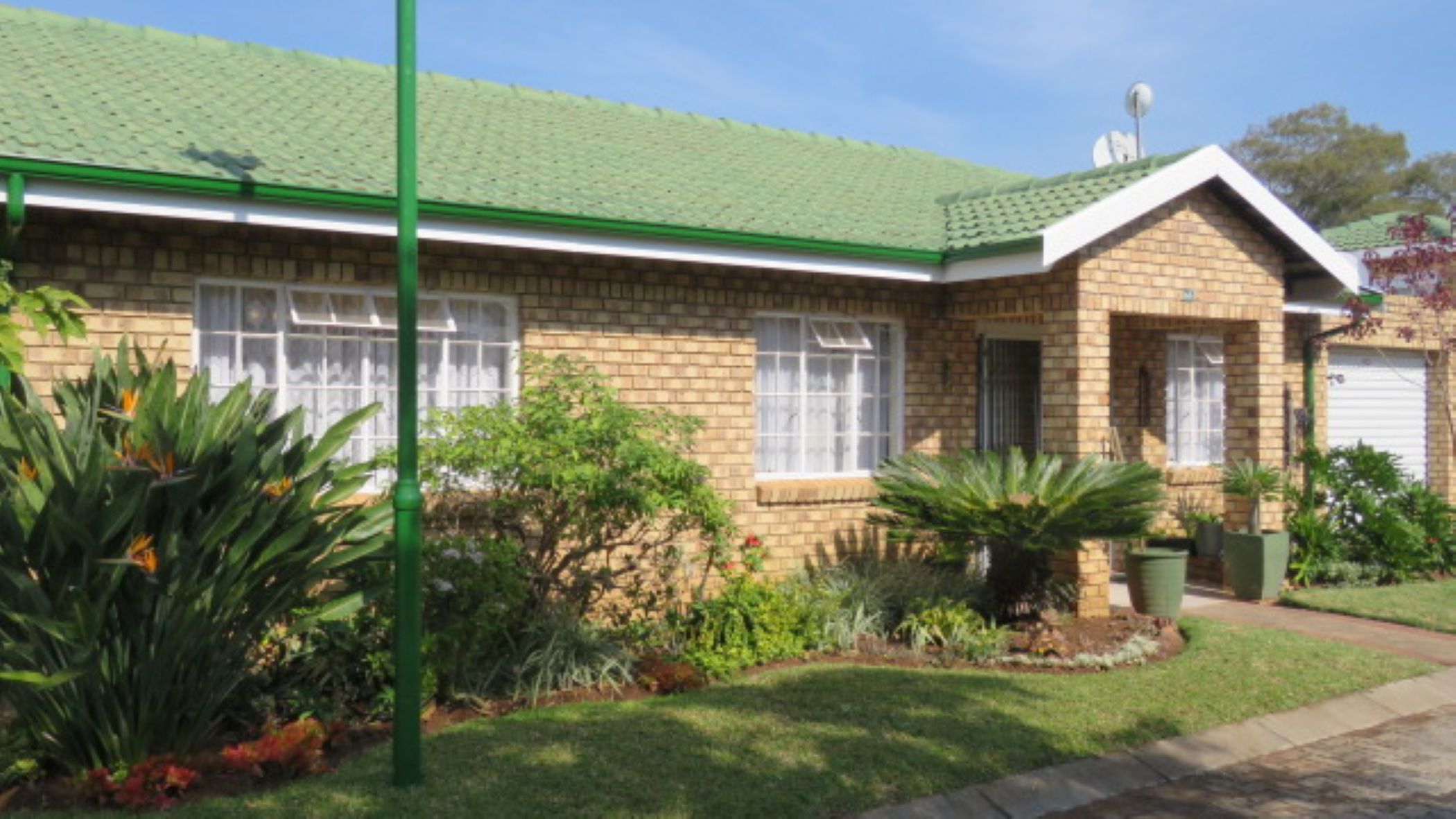 Garden retirement home for sale in Bela Bela - 1MDM1741275