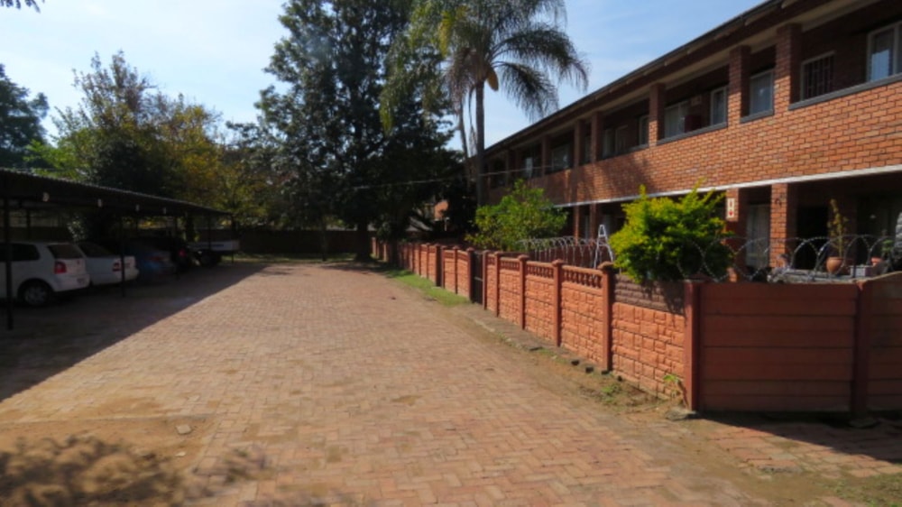 Apartment for sale in Bela Bela - 1MDM1741310