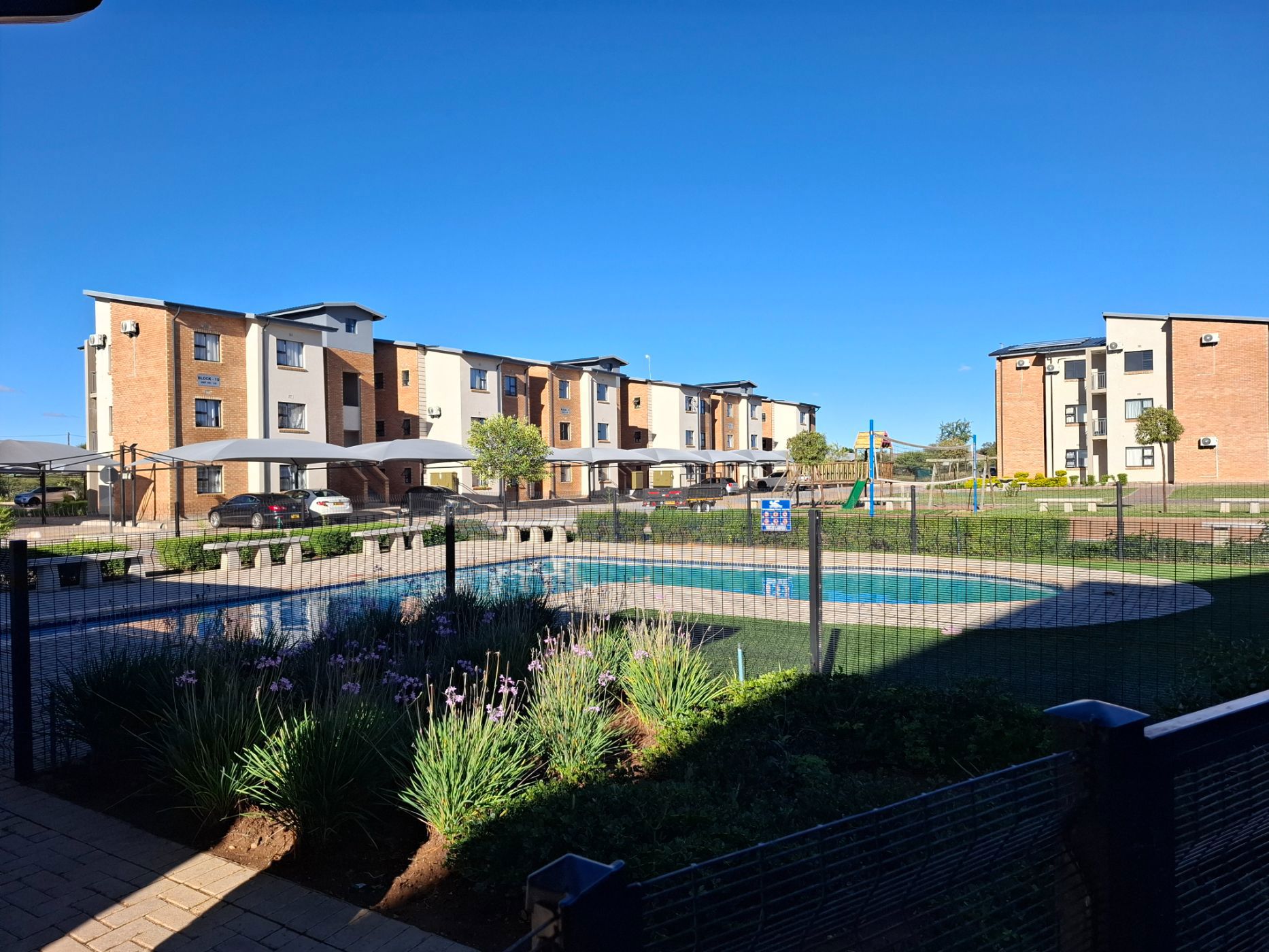 Apartment to rent in Mmopane, Botswana - 3BO1741475