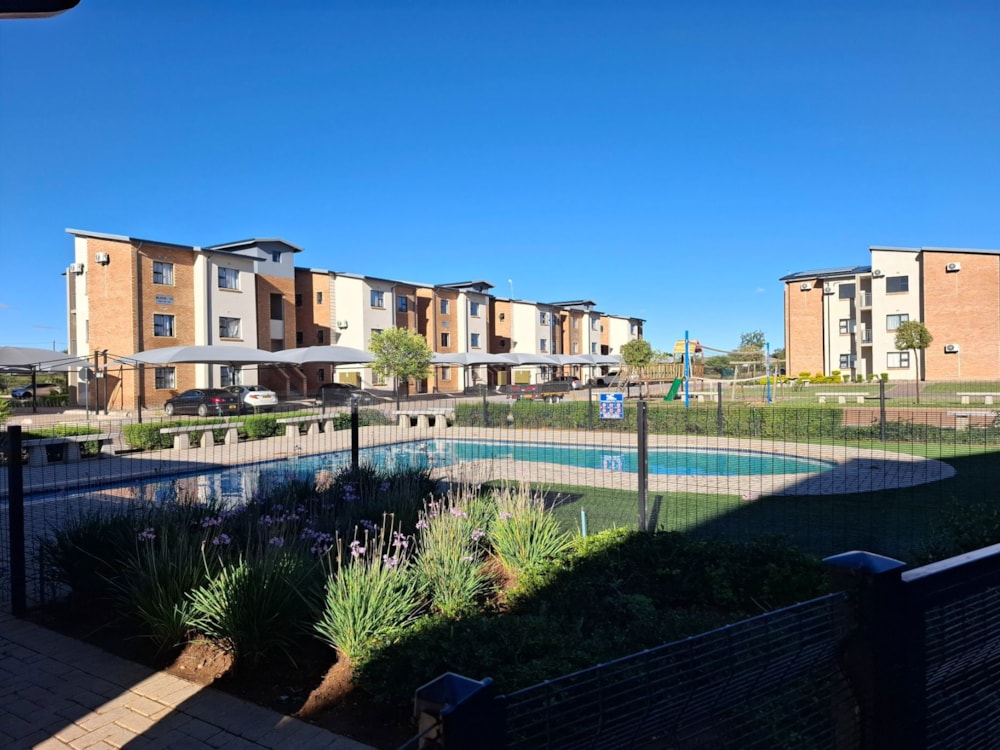 Apartment to rent in Mmopane, Botswana - 3BO1741475