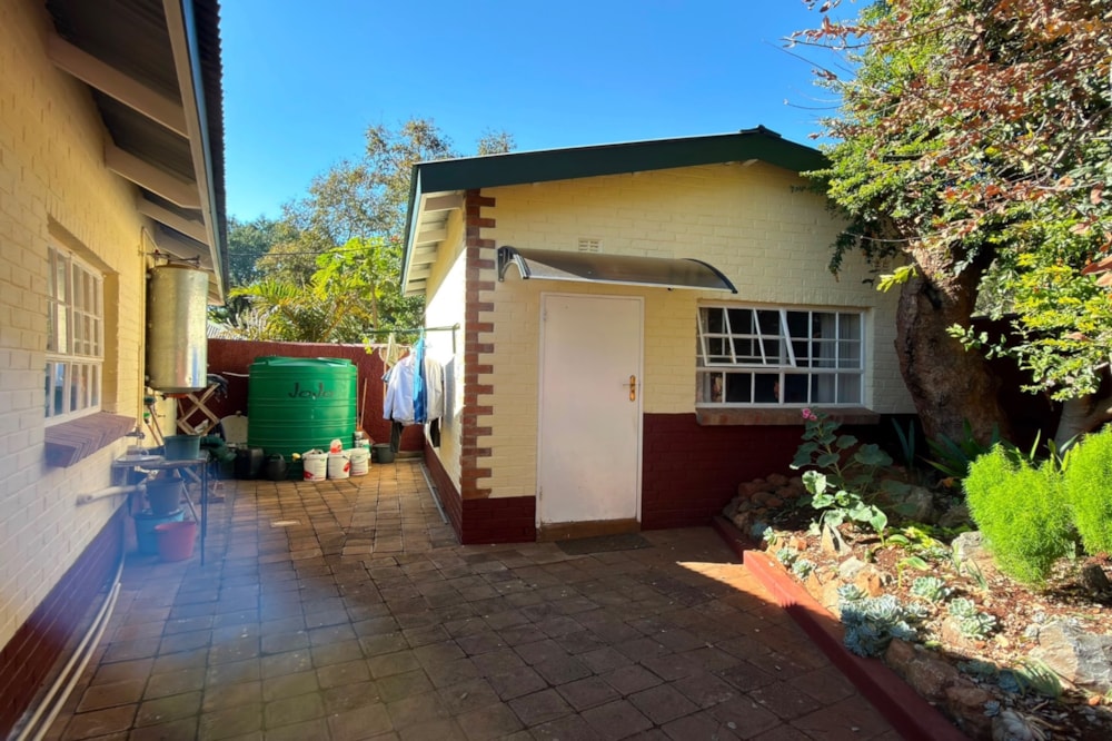 Retirement home for sale in Suburbs, Zimbabwe - 3ZB1741343