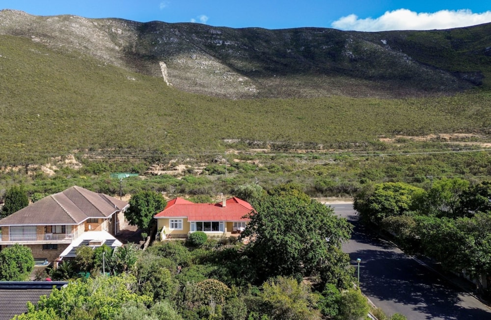 Vacant land for sale in Northcliff, Hermanus - HF1741412 Vacant land for sale in Northcliff, Hermanus - HF1741412