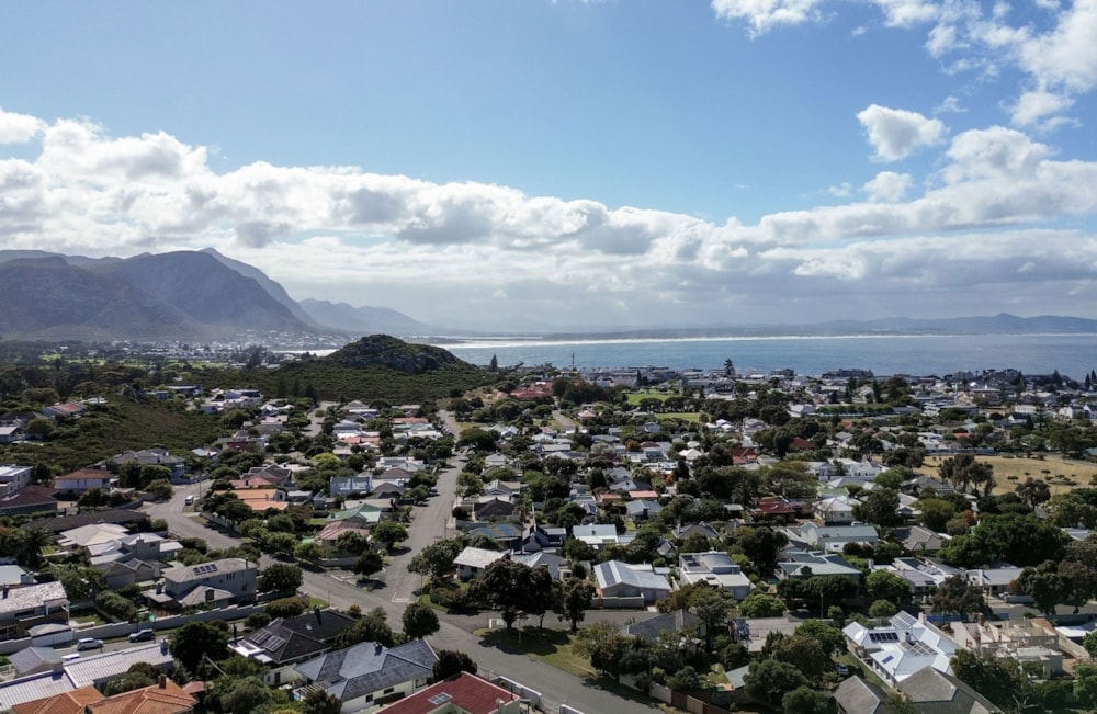 Vacant land for sale in Northcliff, Hermanus - HF1741412 Vacant land for sale in Northcliff, Hermanus - HF1741412