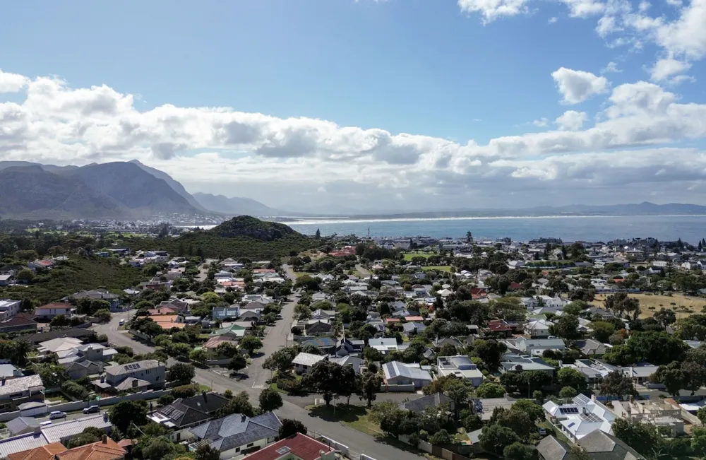 Vacant land for sale in Northcliff, Hermanus - HF1741412 Vacant land for sale in Northcliff, Hermanus - HF1741412