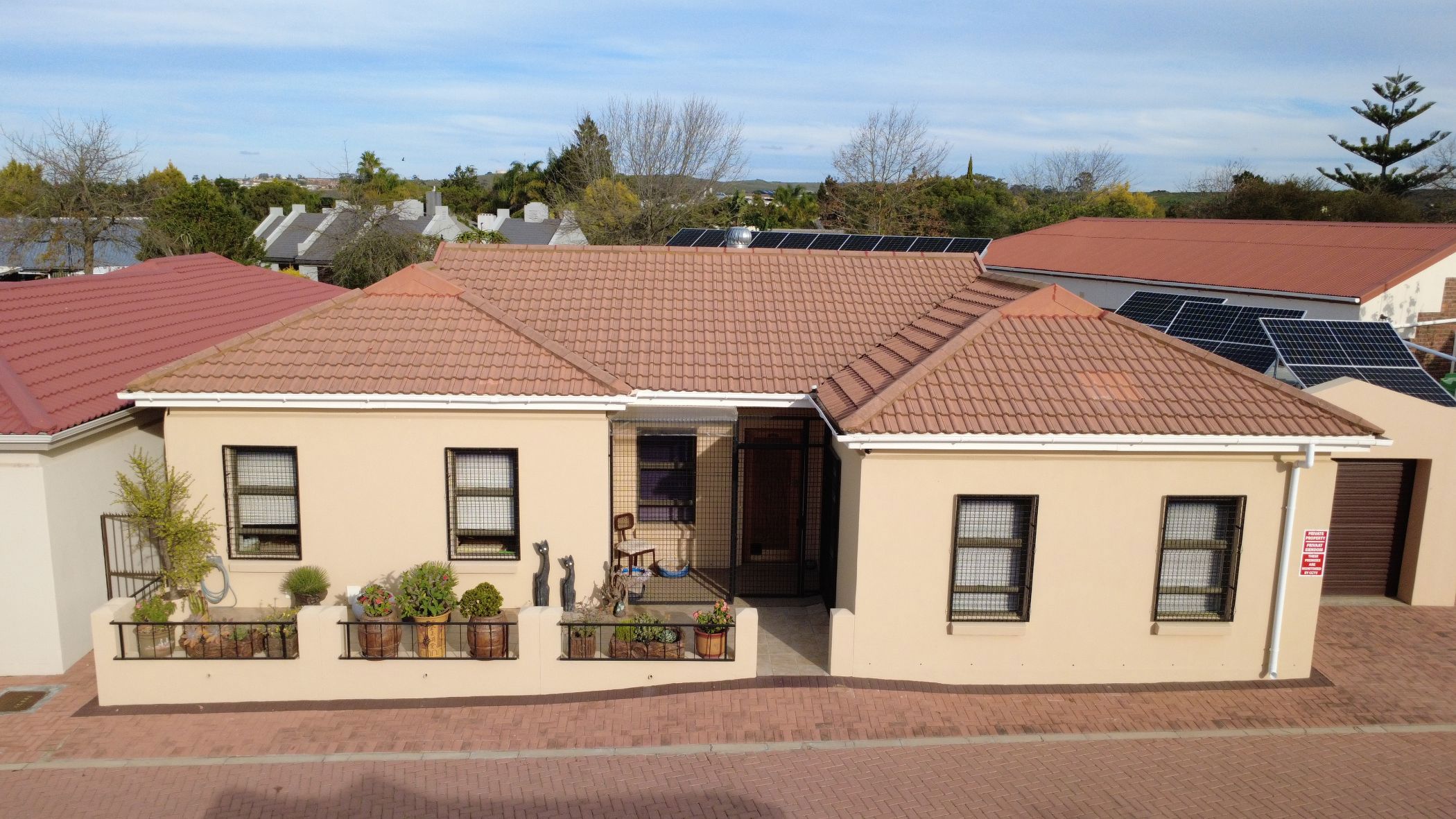Single-storey house for sale in Riversdale, Garden Route - 1SR1741425