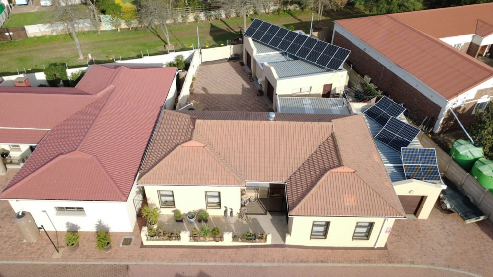 Single-storey house for sale in Riversdale, Garden Route - 1SR1741425
