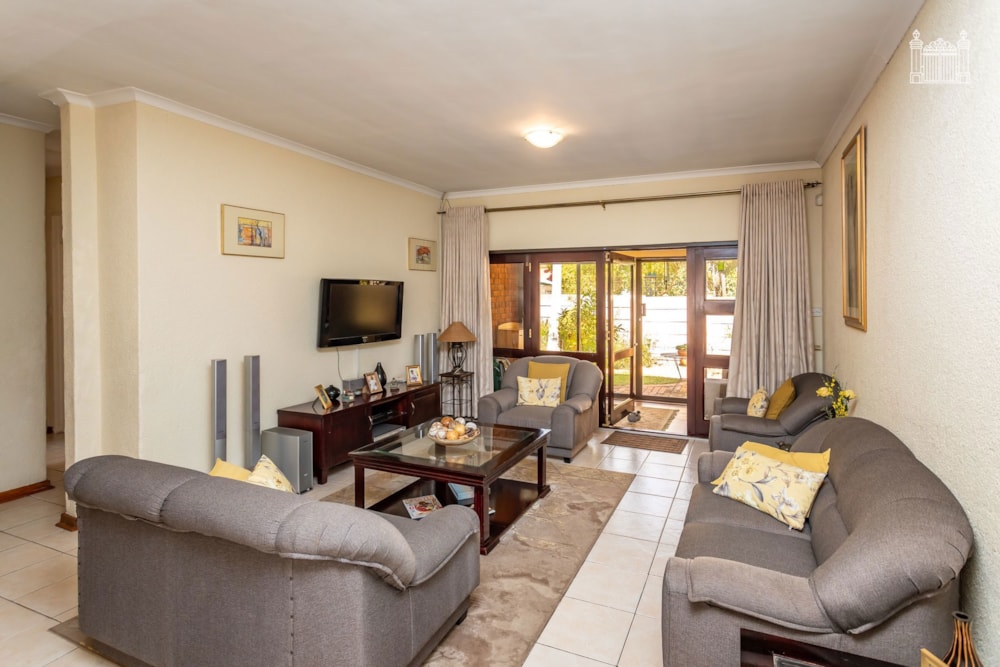 Townhouse to rent in Newlands, Zimbabwe - 3ZB1741458