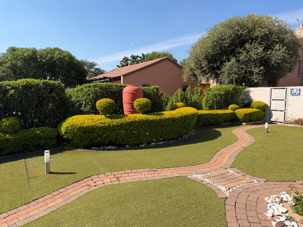 House for sale in Gaborone, Botswana - 3BO1741463 House for sale in Gaborone, Botswana - 3BO1741463