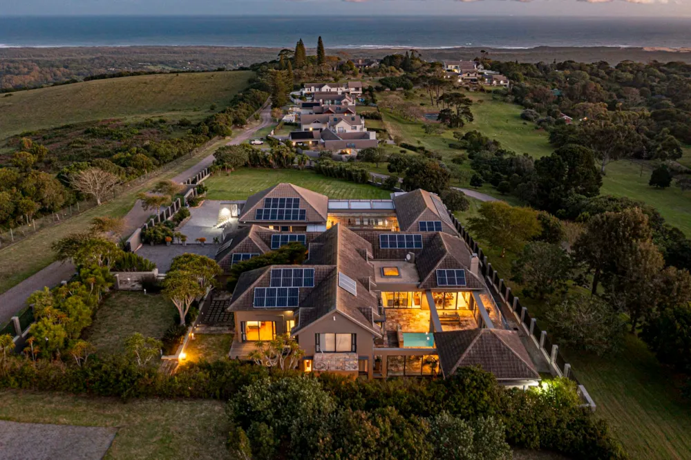 Security estate home for sale in Theescombe - 1PLZ1738033