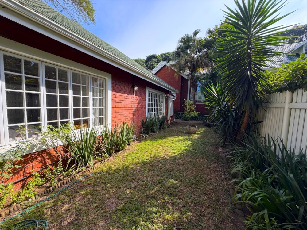 Townhouse for sale in Mount Edgecombe Country Estate - 1MT1740830 Townhouse for sale in Mount Edgecombe Country Estate - 1MT1740830