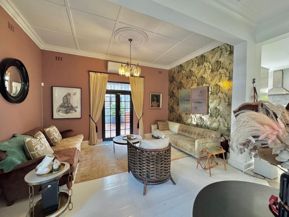 Double-storey house for sale in Morningside, Durban - 1DA1740554 Double-storey house for sale in Morningside, Durban - 1DA1740554