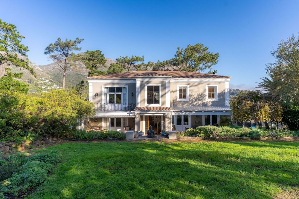 Double-storey house for sale in Hout Bay - HOB1740580 Double-storey house for sale in Hout Bay - HOB1740580