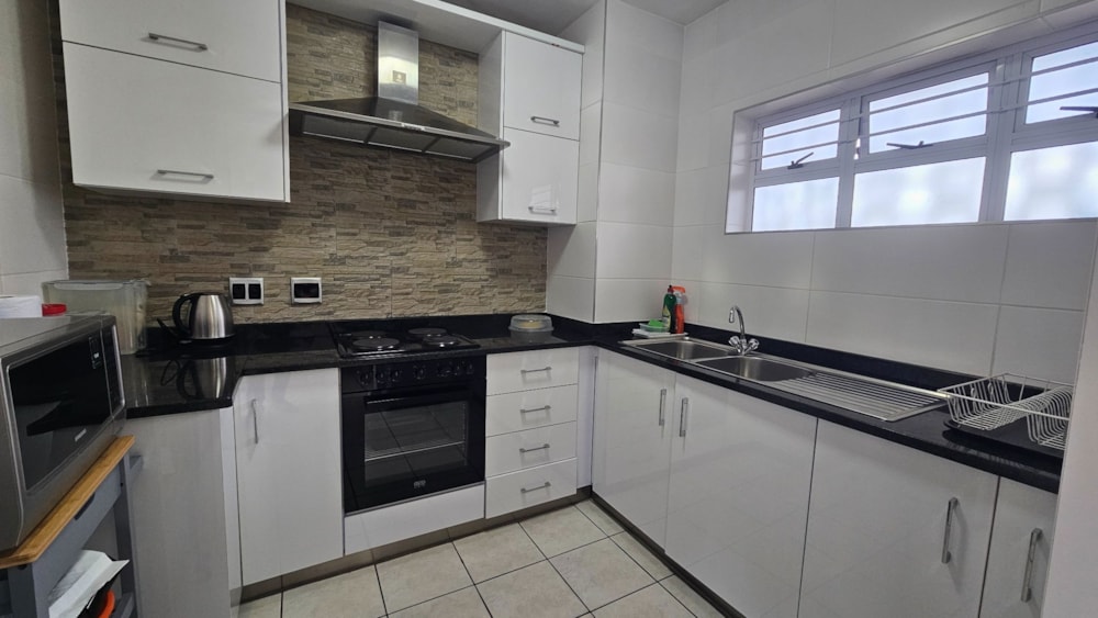 Apartment to rent in Berea, KwaZulu-Natal - 1DA1739709
