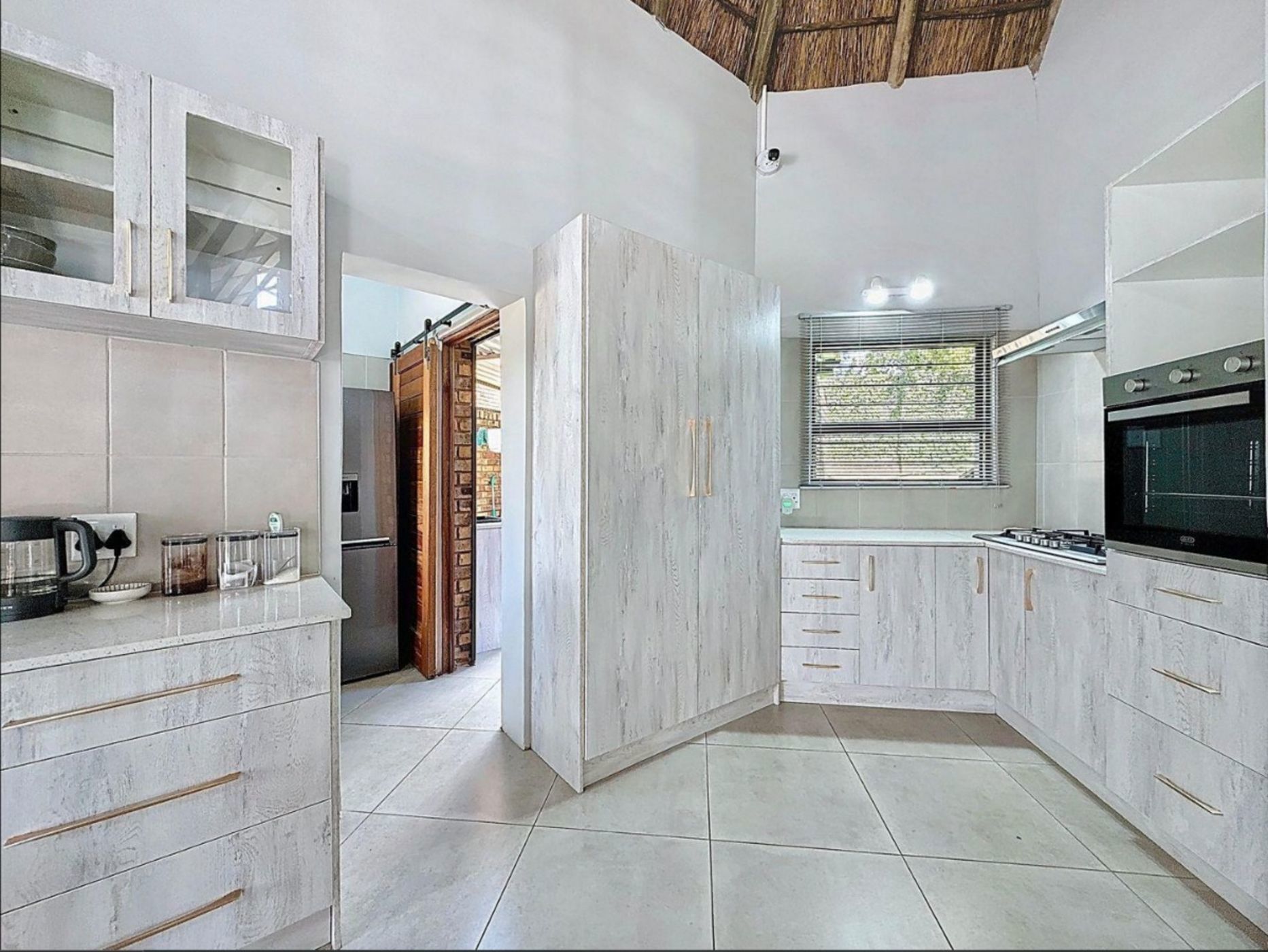 Double-storey house for sale in Faerie Glen - PT1739228