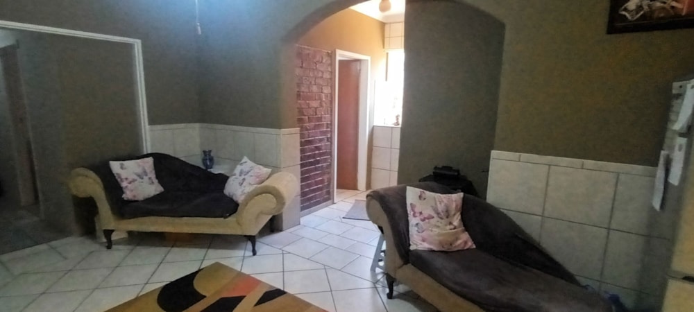 House to rent in Brenthurst - 1BJ1739108