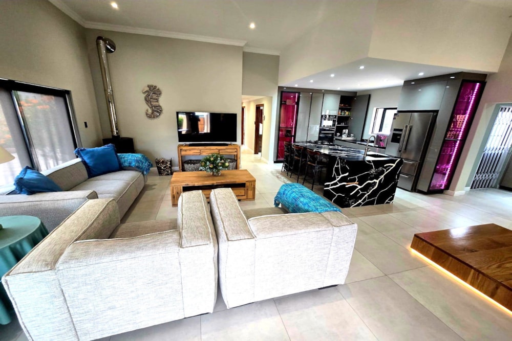 House to rent in Melkbosstrand - 1TV1738854