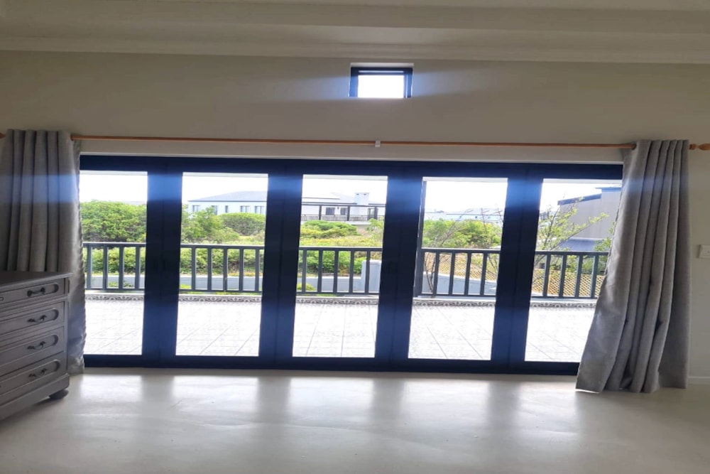 House to rent in Atlantic Beach Estate - 1TV1739812