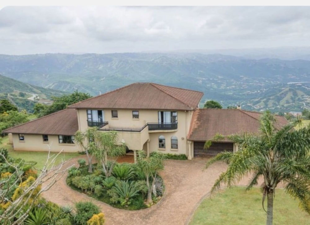 Double-storey house for sale in Crestview - 1KF1739412 Double-storey house for sale in Crestview - 1KF1739412