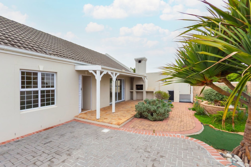 Single-storey house for sale in Sunningdale, Blouberg - 1TV1738995 Single-storey house for sale in Sunningdale, Blouberg - 1TV1738995