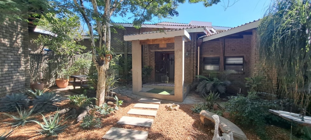 House for sale in Phalaborwa - 1PW1739466