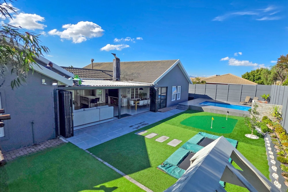 House for sale in West Beach, Blouberg - 1TV1739218 House for sale in West Beach, Blouberg - 1TV1739218