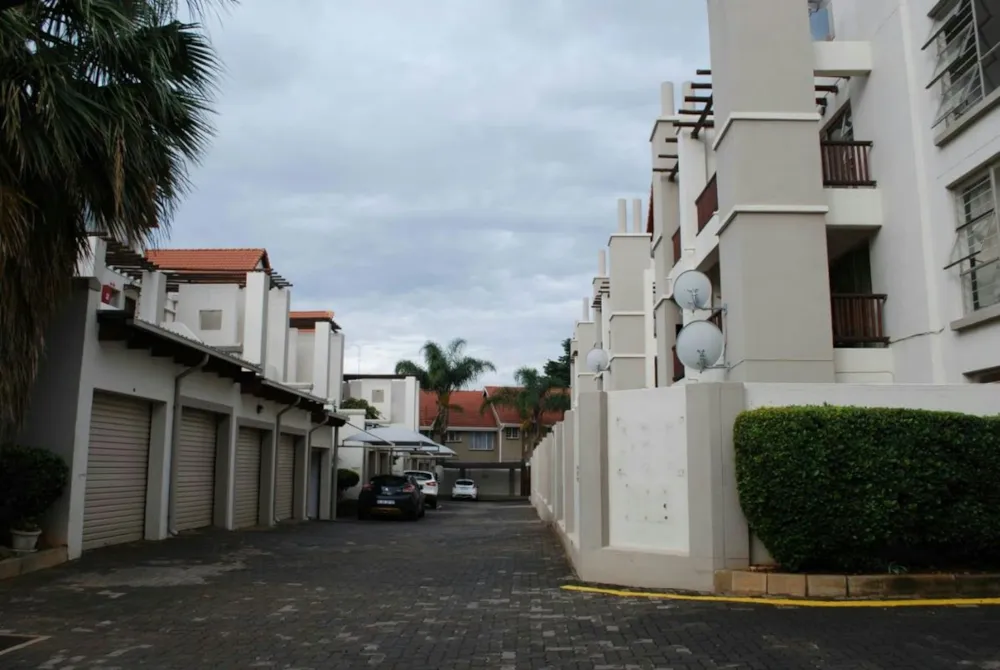 Apartment let in Blackheath, Randburg - RAL1601844
