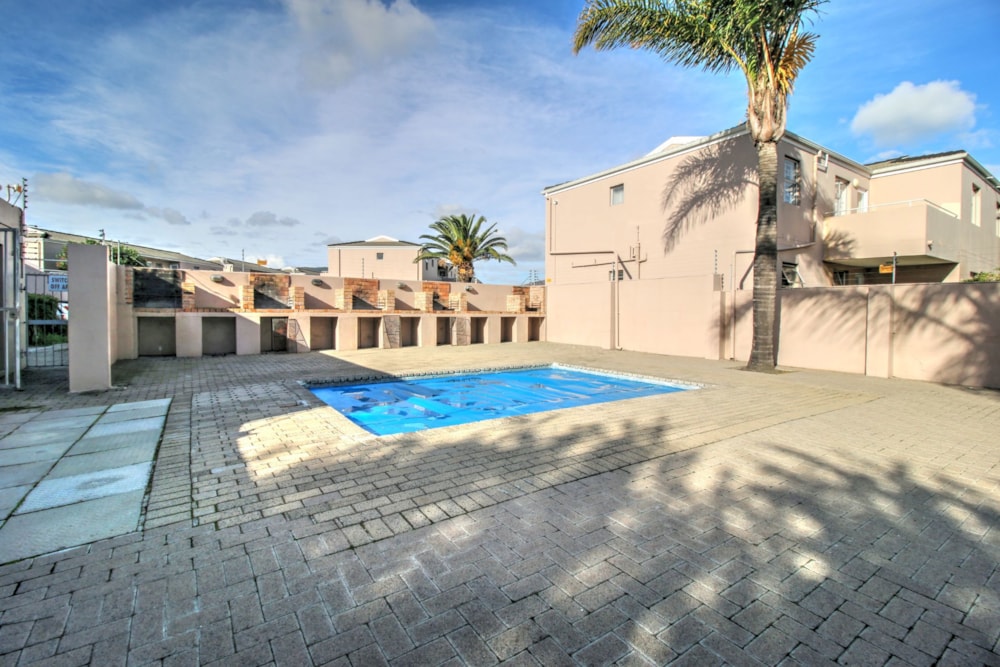 Security complex home for sale in Bothasig - 1PLA1738994 Security complex home for sale in Bothasig - 1PLA1738994