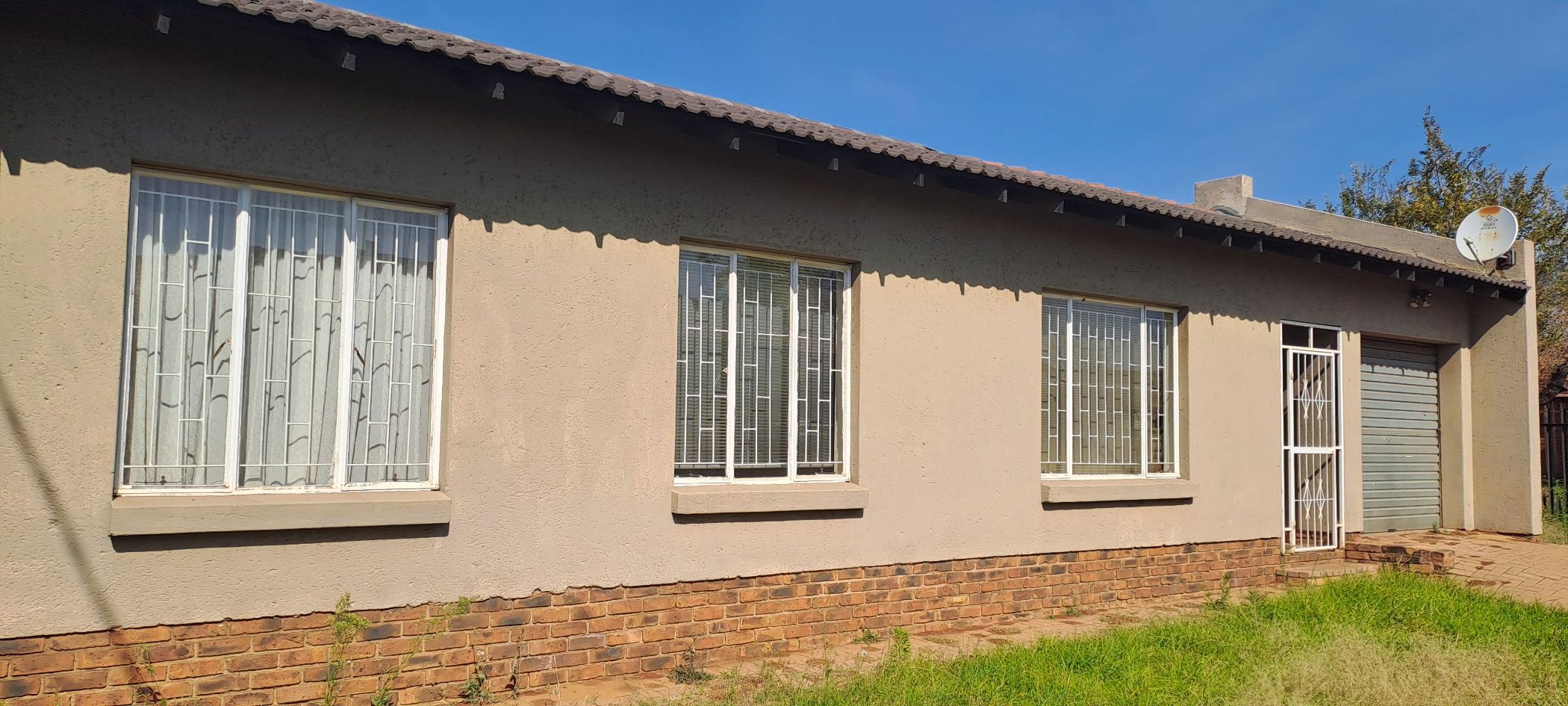 House for sale in Middelburg South (Mpumalanga South)  - 1MD1741156