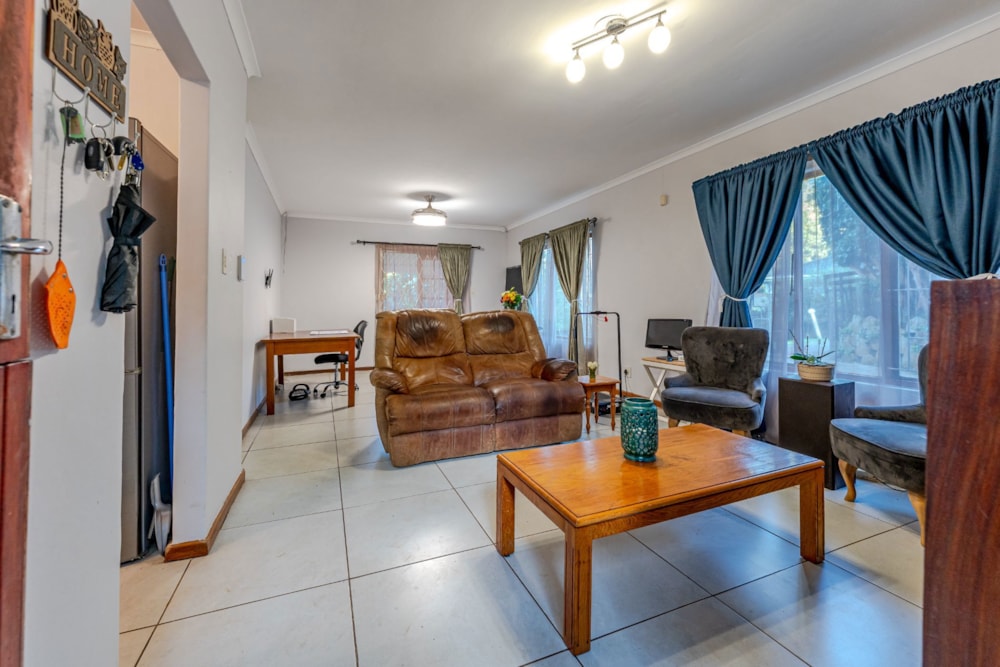Townhouse for sale in Waterfall, Upper Highway - 1KF1739781