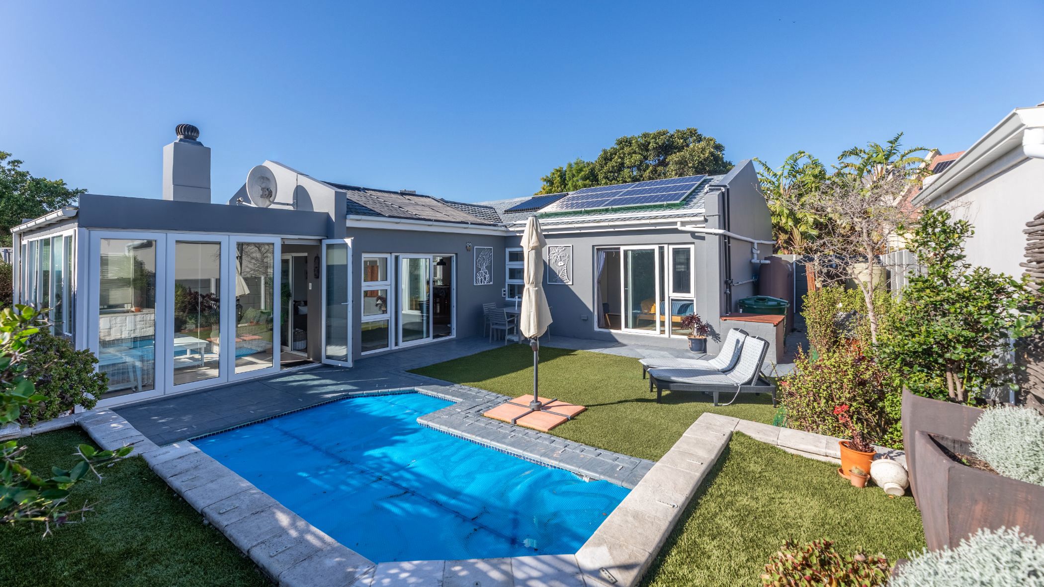 Single-storey house for sale in Blouberg Rise - 1TV1740273