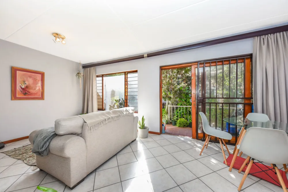 Townhouse for sale in Paulshof - FW1740055