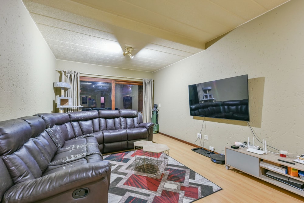 Apartment for sale in Sunninghill - FW1740010 Apartment for sale in Sunninghill - FW1740010
