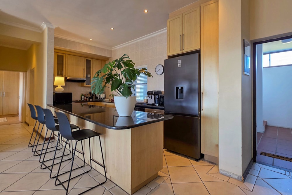 Apartment for sale in Big Bay - 1TV1739058