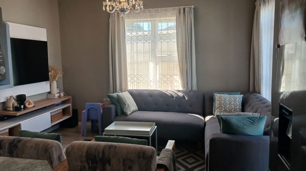 House to rent in Sunset Glen - 1KV1739577 House to rent in Sunset Glen - 1KV1739577