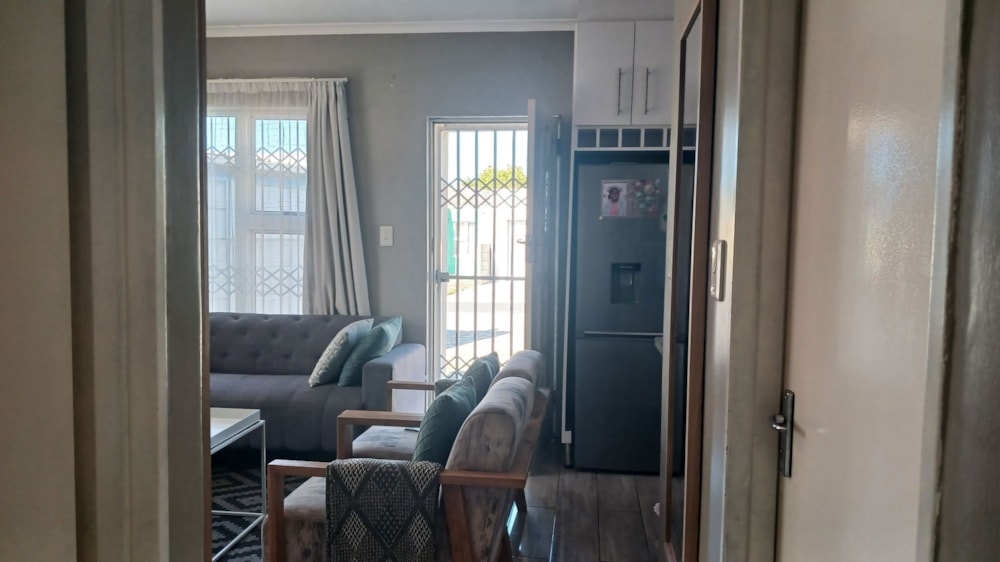 House to rent in Sunset Glen - 1KV1739577 House to rent in Sunset Glen - 1KV1739577