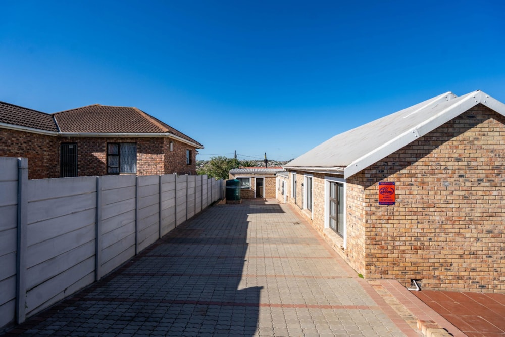 House for sale in Kingswood - 1GC1741338