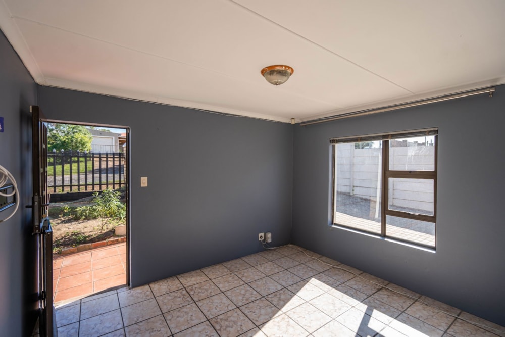 House for sale in Kingswood - 1GC1741338