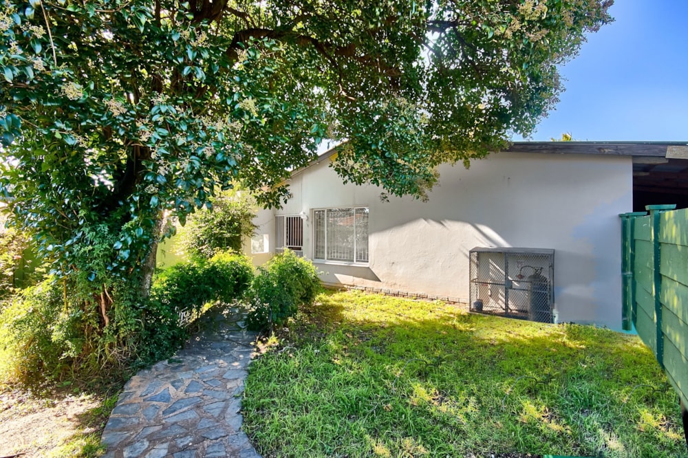 House for sale in Westdene, Johannesburg - RAN1739397 House for sale in Westdene, Johannesburg - RAN1739397