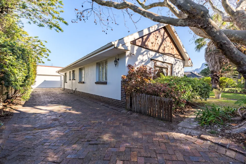 House sold in Rondebosch - KW1740494
